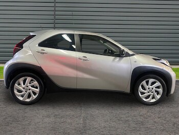 Used Toyota Aygo X 2022 for sale - 76853667: Photo