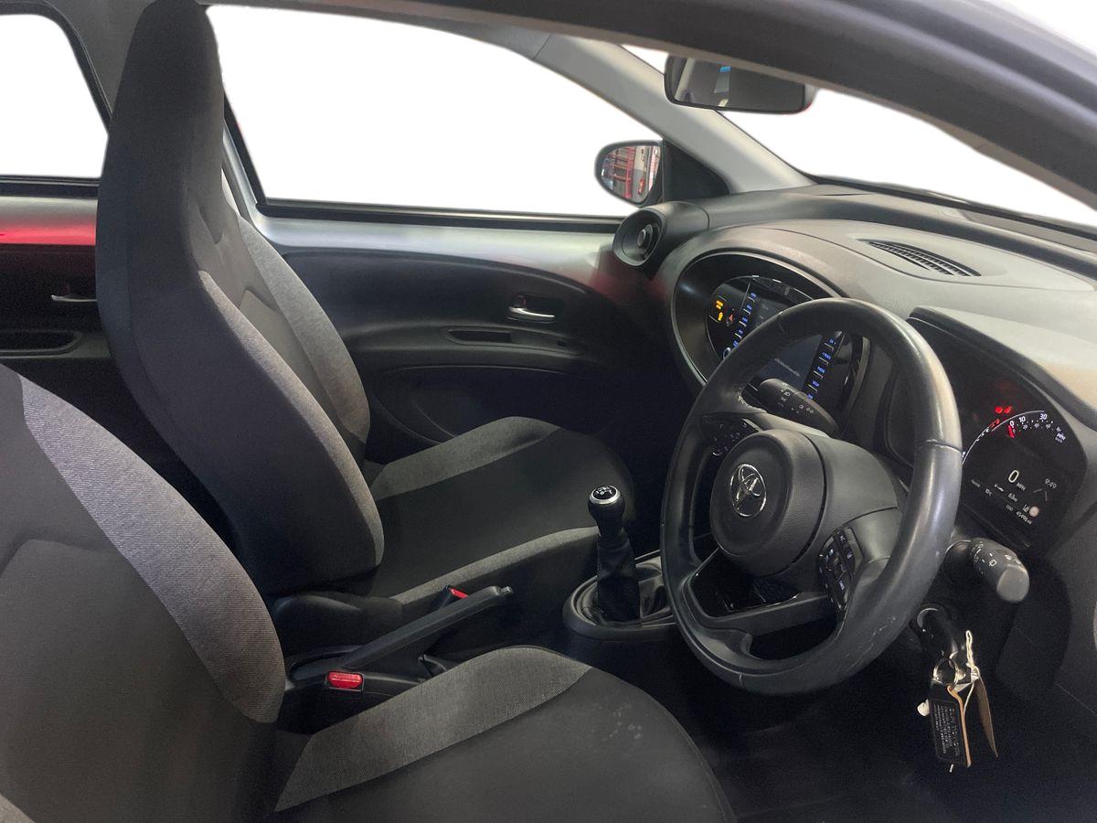 Used Toyota Aygo X 2022 for sale - 76853667: Photo 9
