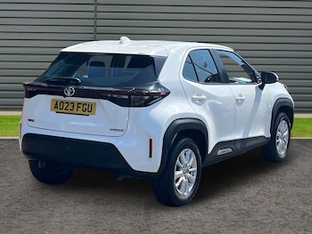 Used Toyota Yaris Cross 2023 for sale - 78325078: Photo