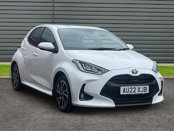 Used Toyota Yaris 2022 for sale - 75792332: Photo