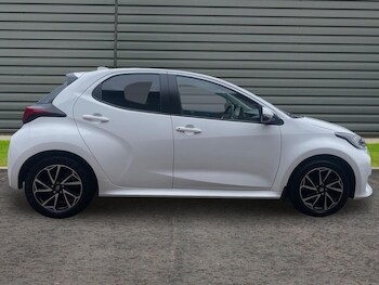 Used Toyota Yaris 2022 for sale - 75792332: Photo