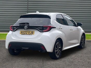 Used Toyota Yaris 2022 for sale - 75792332: Photo