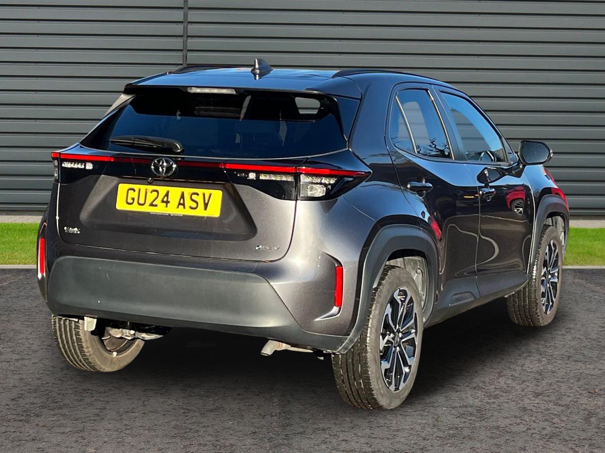 Used Toyota Yaris Cross 2024 for sale - 76665963: Photo 3