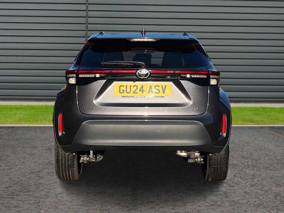 Used Toyota Yaris Cross 2024 for sale - 76665963: Photo 4