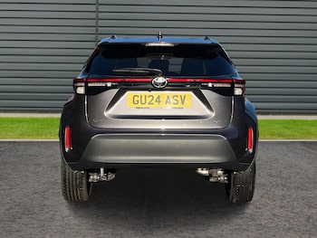 Used Toyota Yaris Cross 2024 for sale - 76665963: Photo