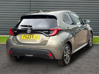Used Toyota Yaris 2023 for sale - 79392296: Photo