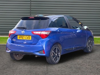 Used Toyota Yaris 2018 for sale - 76853664: Photo