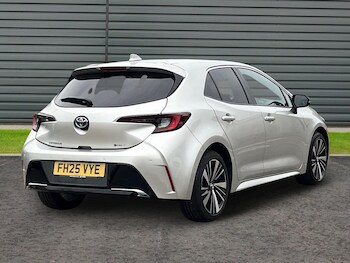 Used Toyota Corolla undefined for sale - 77688880: Photo