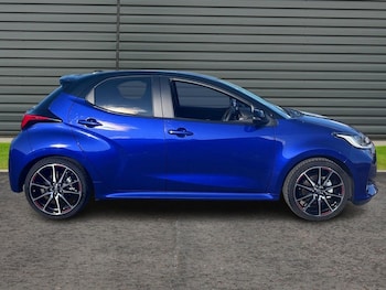 Used Toyota Yaris 2024 for sale - 76401612: Photo