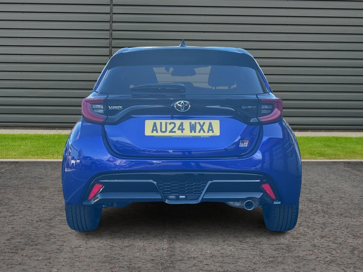 Used Toyota Yaris 2024 for sale - 76401612: Photo 4