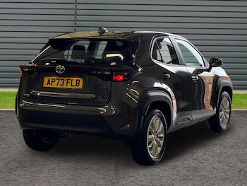 Used Toyota Yaris Cross 2023 for sale - 79558472: Photo
