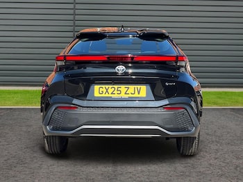 Used Toyota C-HR 2025 for sale - 79380888: Photo
