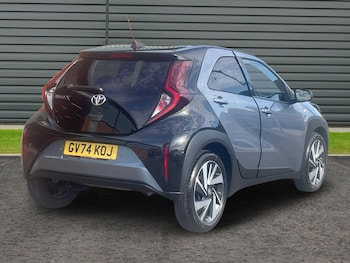 Used Toyota Aygo X 2024 for sale - 79380885: Photo