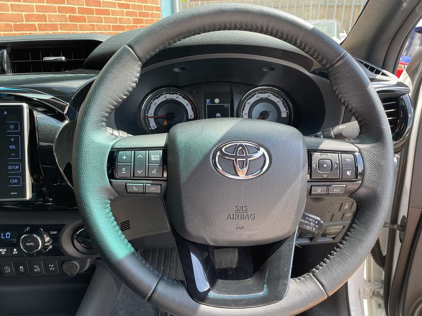 Used Toyota Hilux 2019 for sale - 77976931: Photo 7