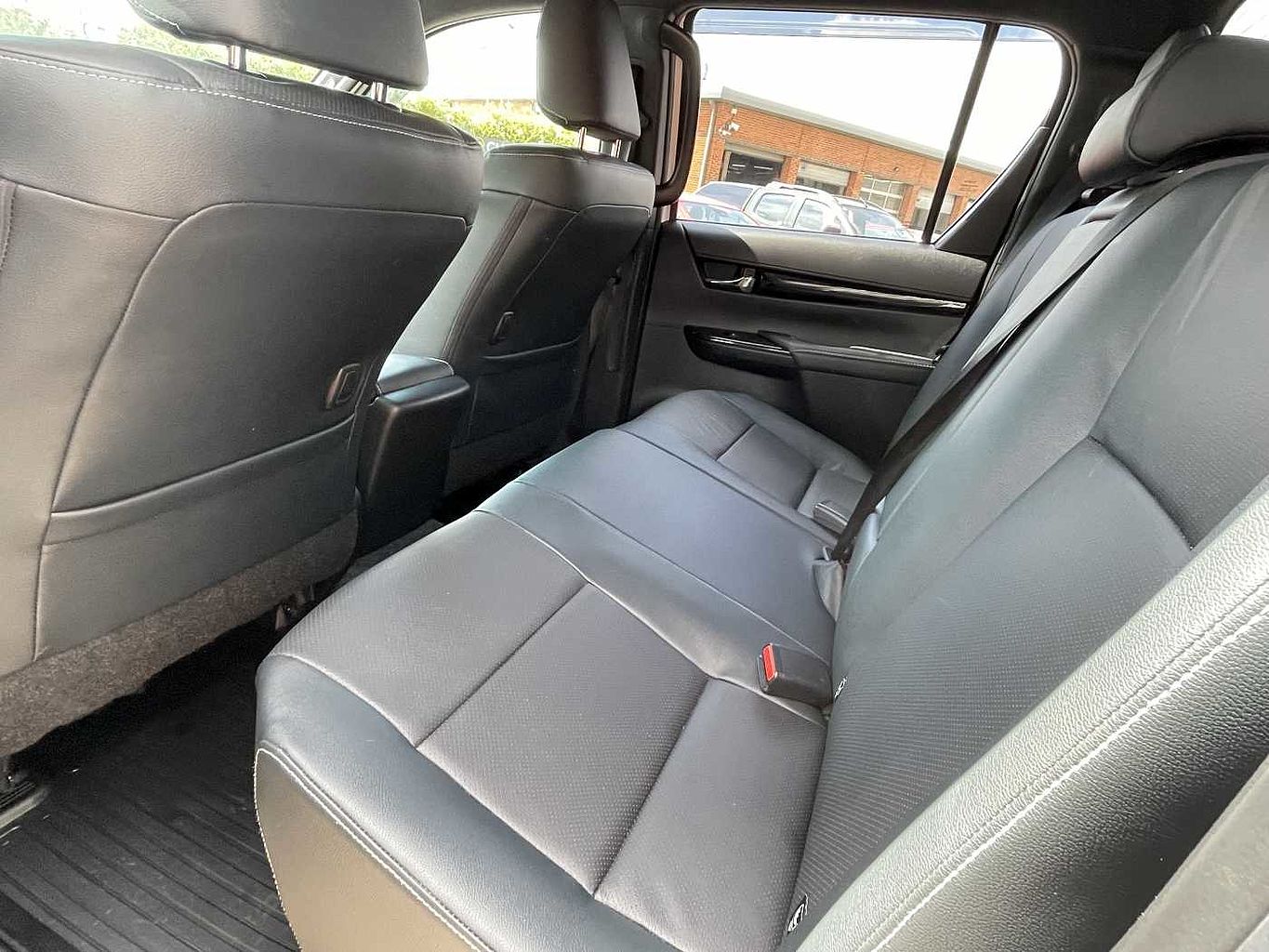 Used Toyota Hilux 2019 for sale - 77976931: Photo 9