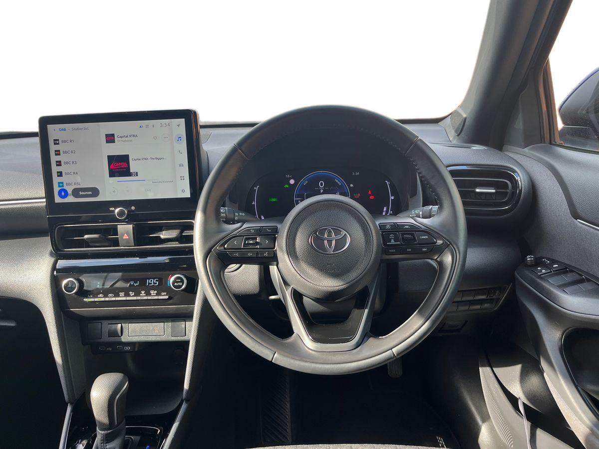 Used Toyota Yaris Cross 2024 for sale - 76098595: Photo 10