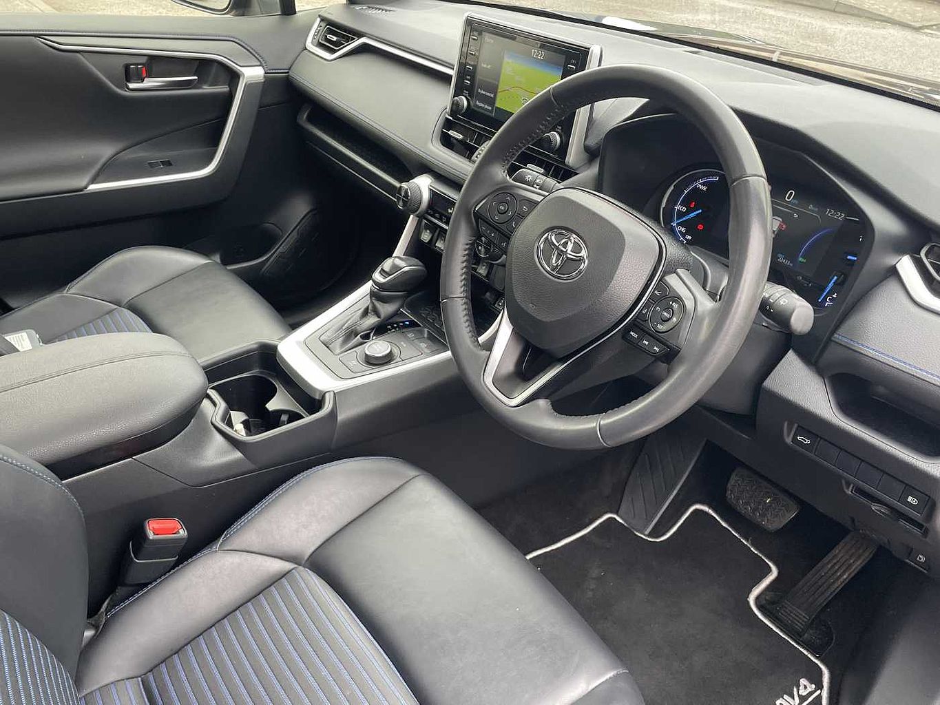 Used Toyota RAV4 2020 for sale - 77351054: Photo 10