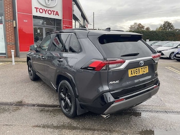 Used Toyota RAV4 2020 for sale - 77351054: Photo