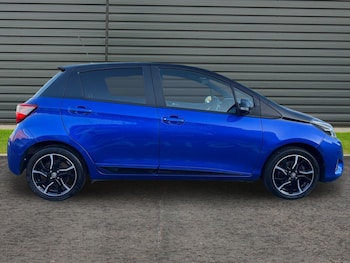 Used Toyota Yaris 2018 for sale - 77084250: Photo