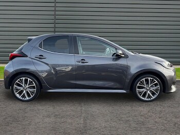 Used Toyota Yaris 2022 for sale - 77298152: Photo