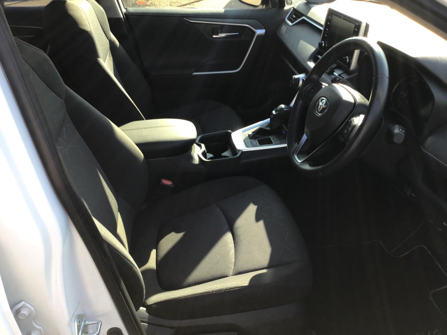 Used Toyota RAV4 2020 for sale - 76845686: Photo 10