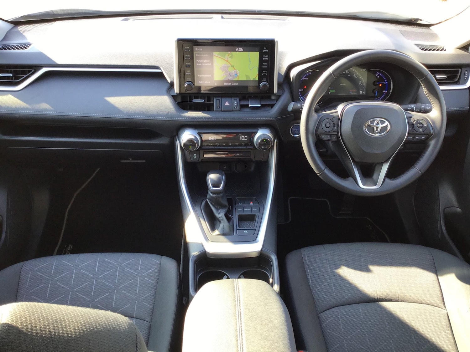 Used Toyota RAV4 2020 for sale - 76845686: Photo 5