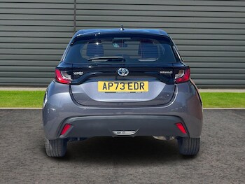 Used Toyota Yaris 2023 for sale - 78325080: Photo