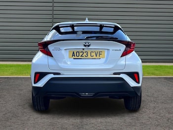 Used Toyota C-HR 2023 for sale - 77889128: Photo