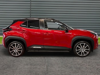 Used Toyota Yaris Cross 2024 for sale - 76133577: Photo 2