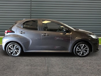 Used Toyota Yaris 2022 for sale - 75713406: Photo