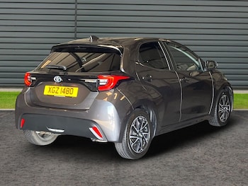 Used Toyota Yaris 2022 for sale - 75713406: Photo