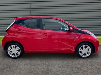 Used Toyota AYGO 2015 for sale - 78532044: Photo