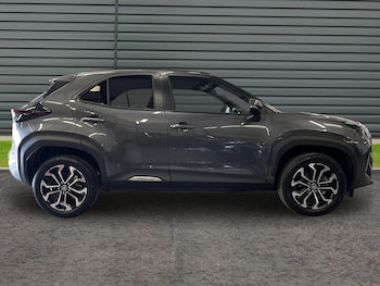 Used Toyota Yaris Cross 2025 for sale - 79380875: Photo