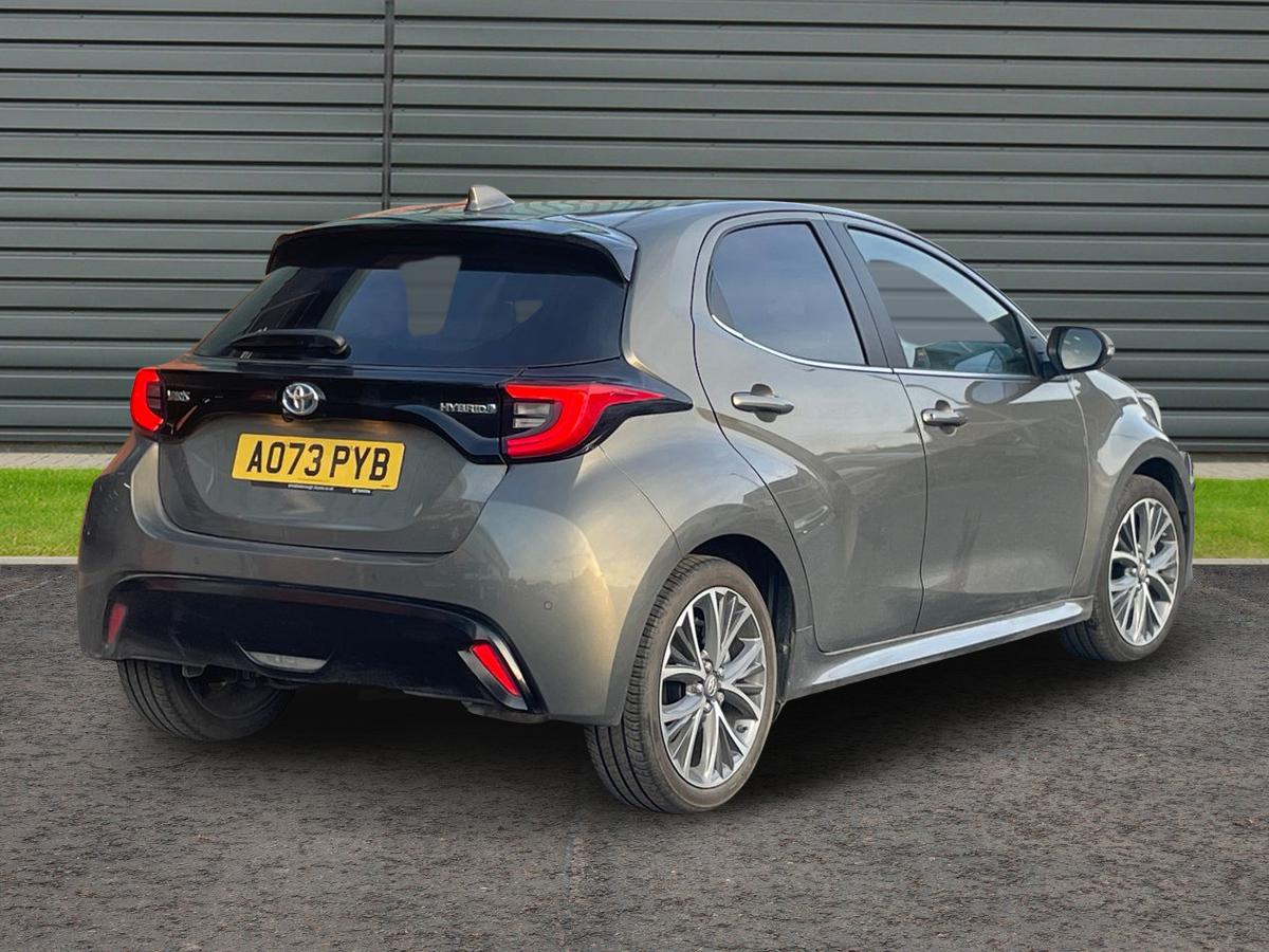 Used Toyota Yaris 2023 for sale - 77976935: Photo 3