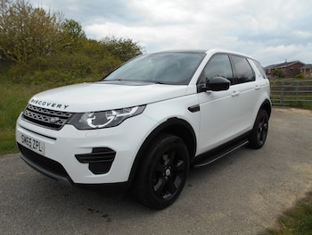 Used Land Rover Discovery Sport 2016 for sale - 78410142: Photo