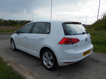 Used Volkswagen Golf 2015 for sale - 78524377: Photo