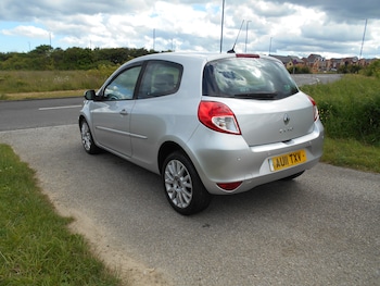 Used Renault Clio 2011 for sale - 78885651: Photo