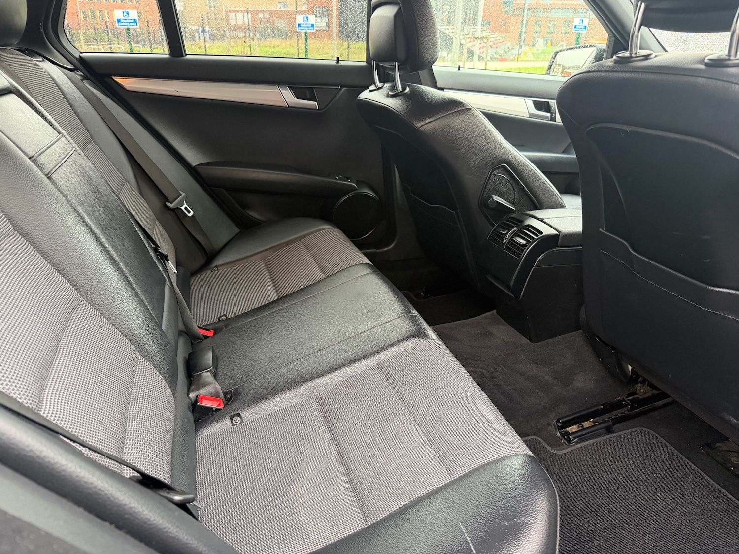 Used Mercedes-Benz C Class 2013 for sale - 77572503: Photo 12