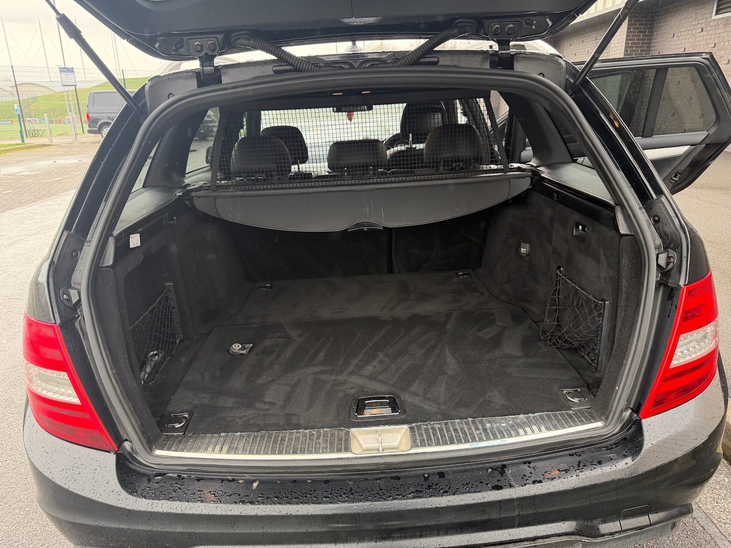 Used Mercedes-Benz C Class 2013 for sale - 77572503: Photo 14