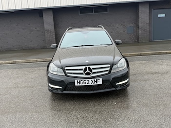 Used Mercedes-Benz C Class 2013 for sale - 77572503: Photo