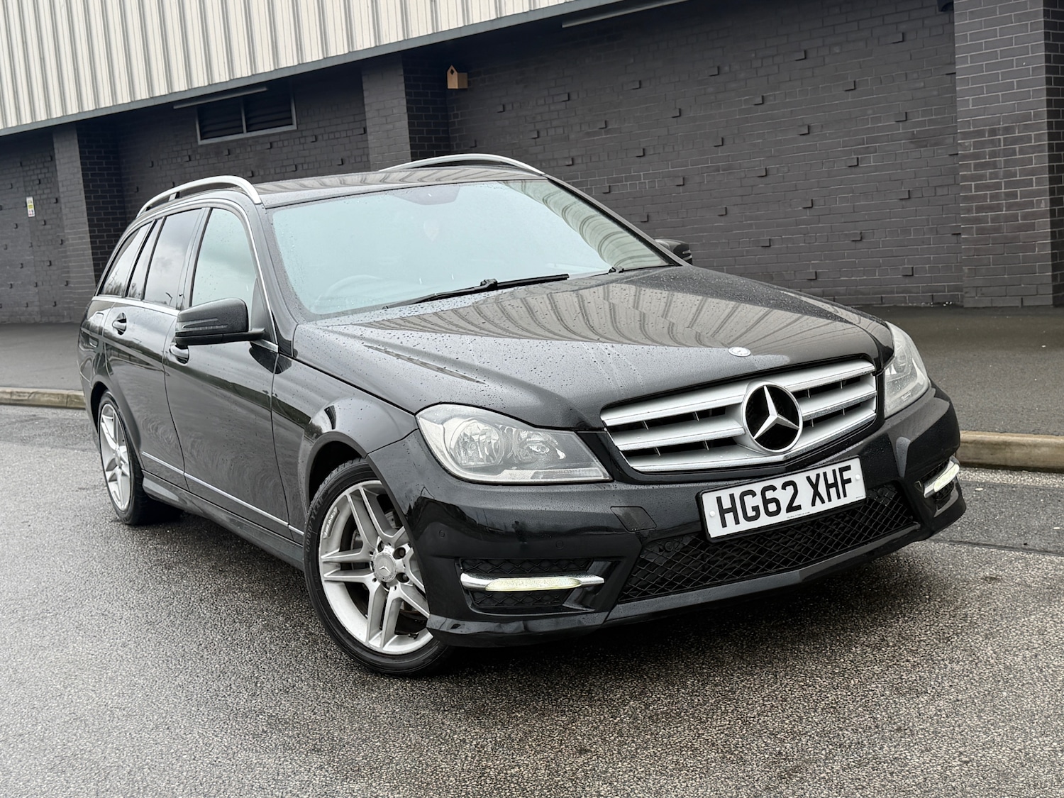 Used Mercedes-Benz C Class 2013 for sale - 77572503: Photo 3