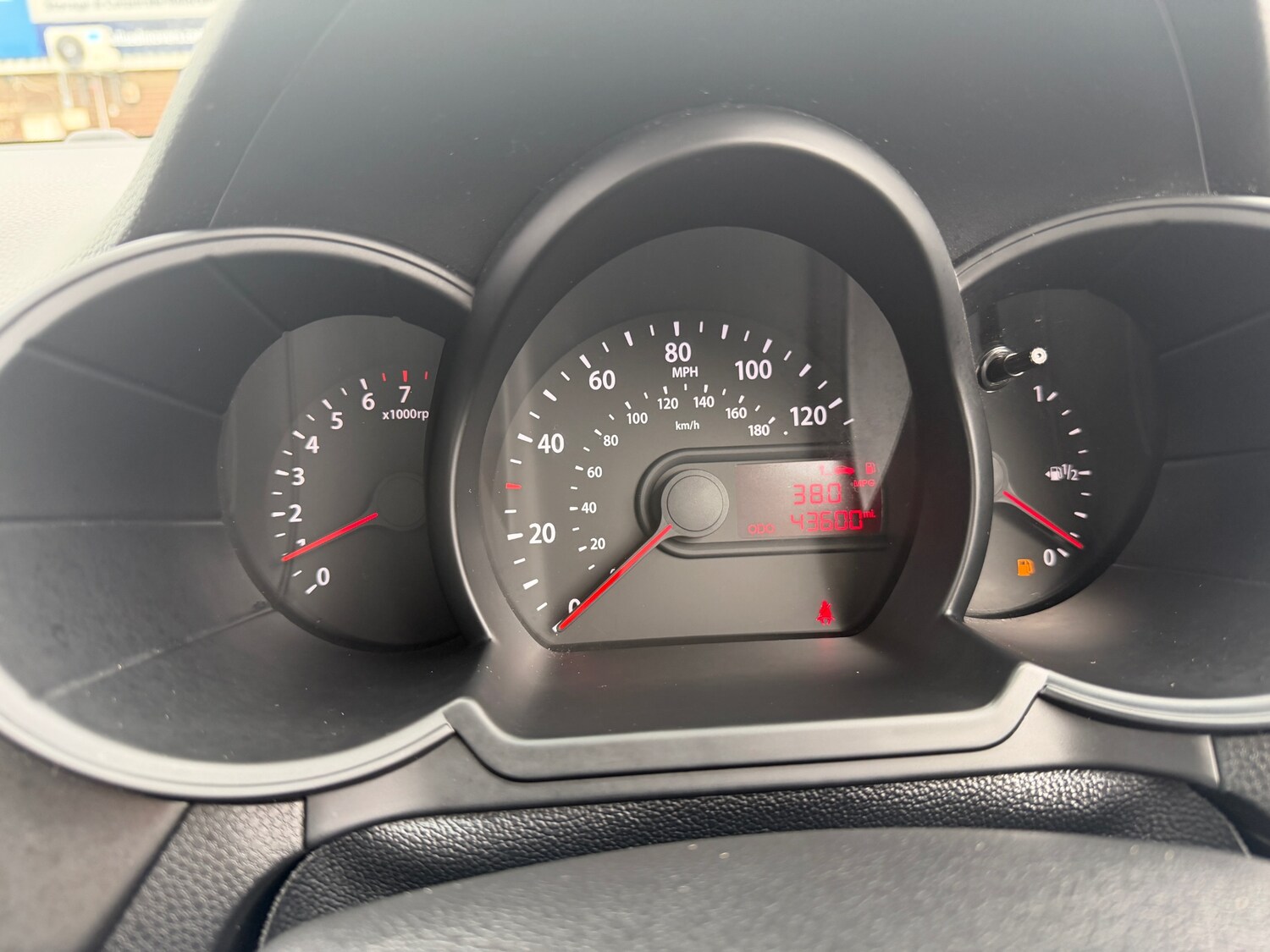 Used Kia Picanto 2012 for sale - 77570754: Photo 10