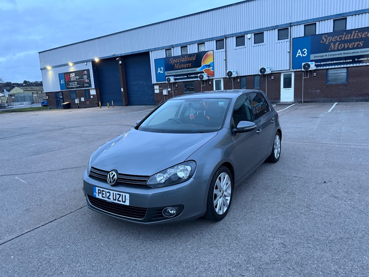 Used Volkswagen Golf 2012 for sale - 77592437: Photo 2