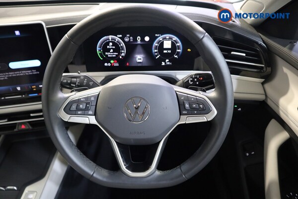 Used Volkswagen Passat 2025 for sale - 75665492: Photo 10