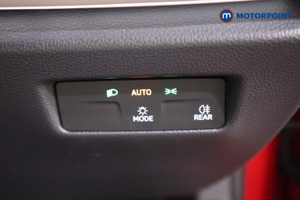 Used Volkswagen Passat 2025 for sale - 75665492: Photo 16