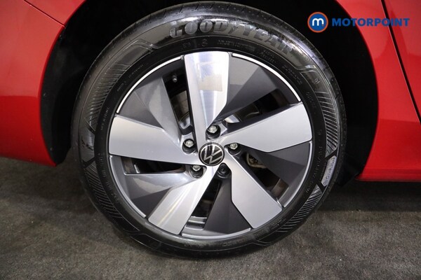 Used Volkswagen Passat 2025 for sale - 75665492: Photo 24
