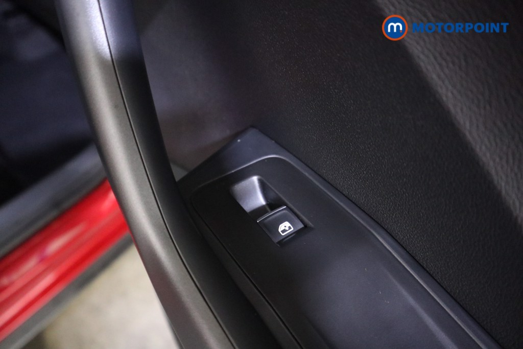 Used Volkswagen T-Roc 2024 for sale - 76355855: Photo 27