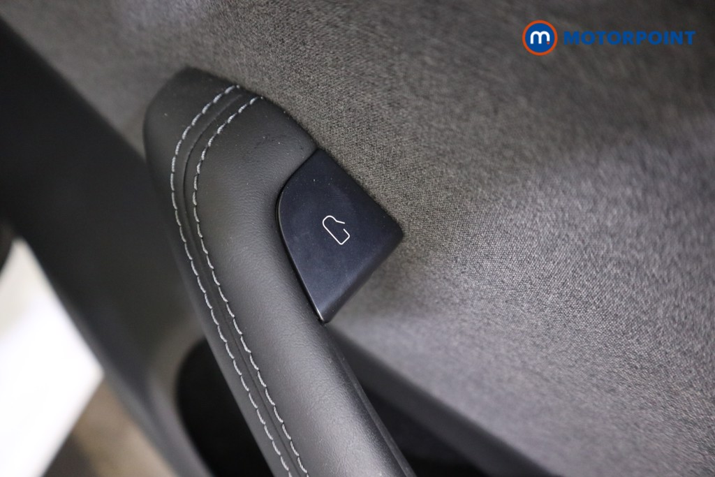 Used Tesla Model 3 2024 for sale - 76845610: Photo 26