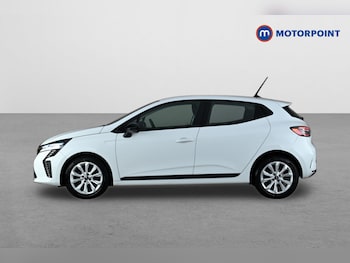 Used Renault Clio 2024 for sale - 79232649: Photo