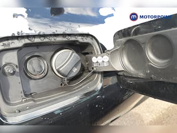 Used BMW 2 Series 2024 for sale - 79639392: Photo